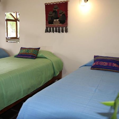 La Posada Del Quinde Otavalo Exterior foto