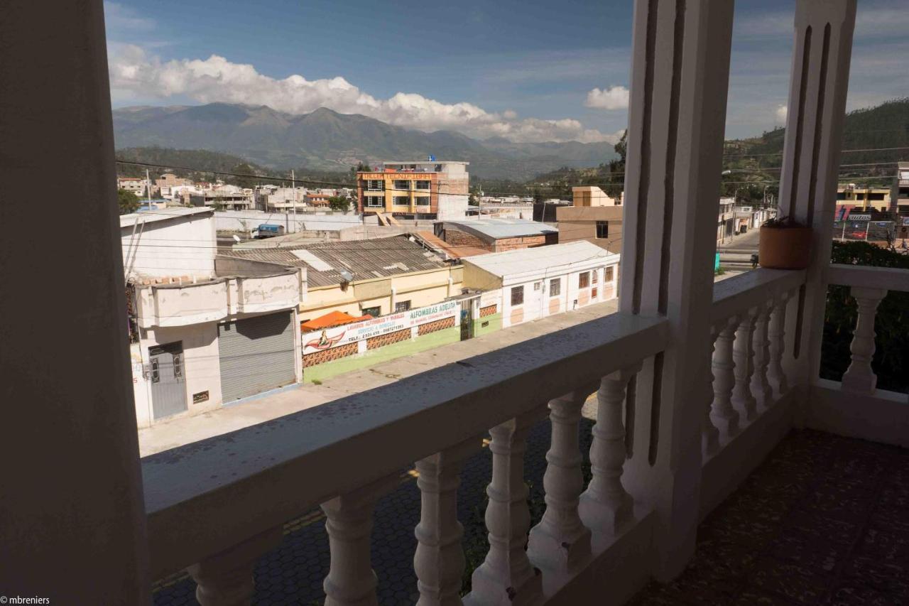 La Posada Del Quinde Otavalo Exterior foto